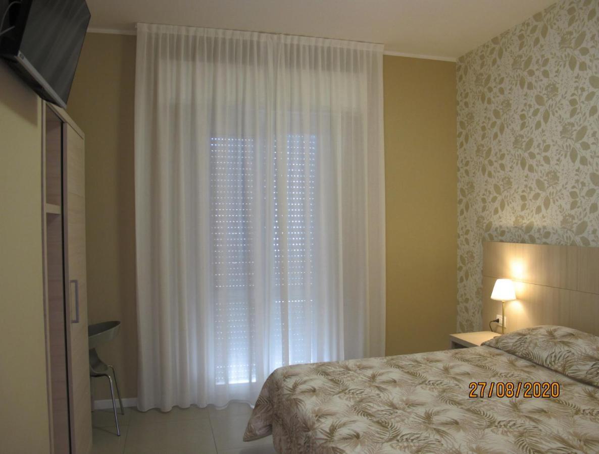 Santa Barbara Hotel & Apartments Bellaria-Igea Marina Dış mekan fotoğraf