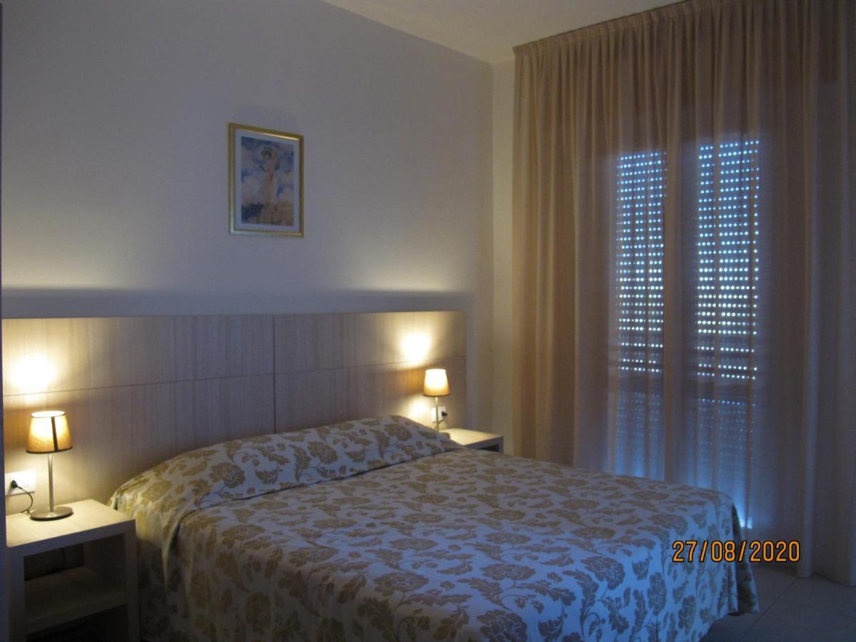 Santa Barbara Hotel & Apartments Bellaria-Igea Marina Dış mekan fotoğraf