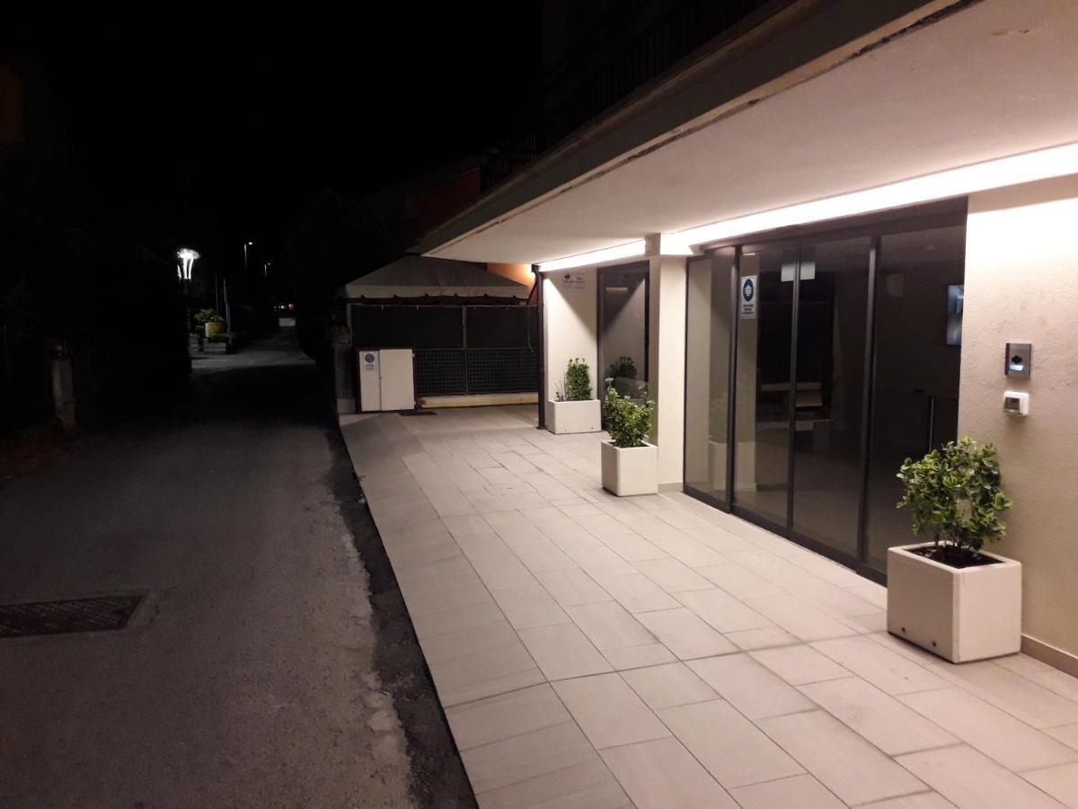 Santa Barbara Hotel & Apartments Bellaria-Igea Marina Dış mekan fotoğraf