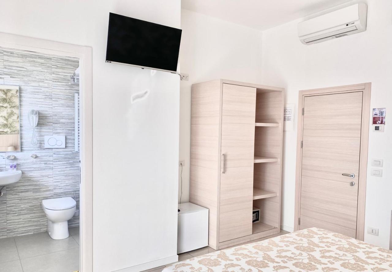 Santa Barbara Hotel & Apartments Bellaria-Igea Marina Dış mekan fotoğraf