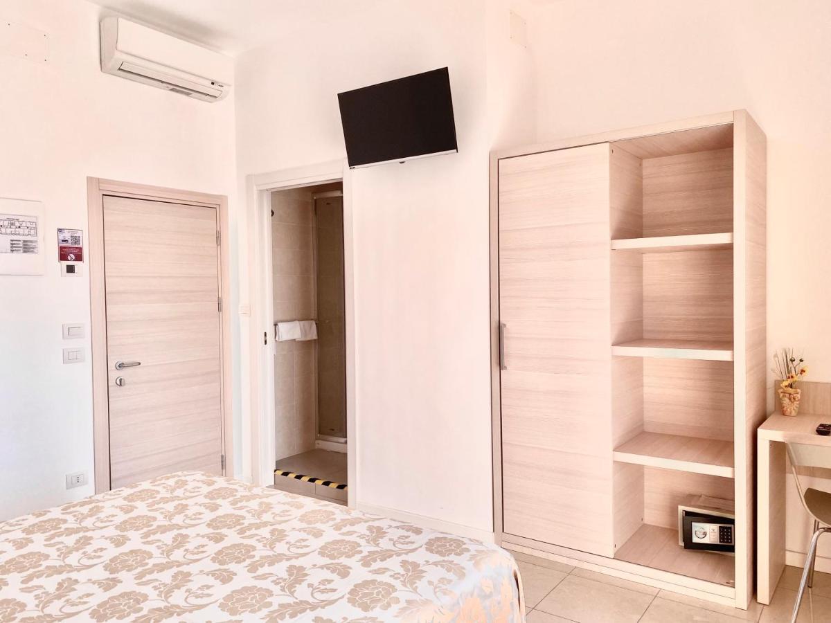 Santa Barbara Hotel & Apartments Bellaria-Igea Marina Dış mekan fotoğraf