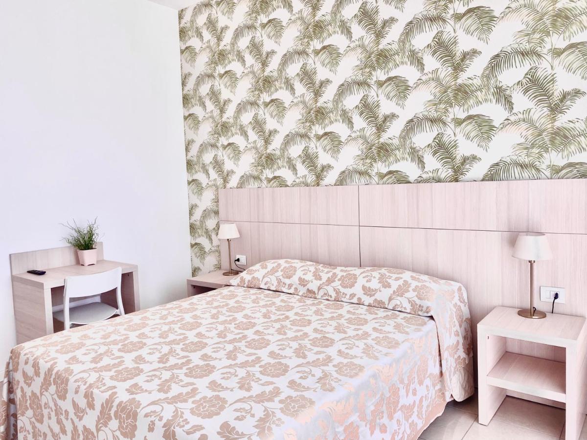 Santa Barbara Hotel & Apartments Bellaria-Igea Marina Dış mekan fotoğraf