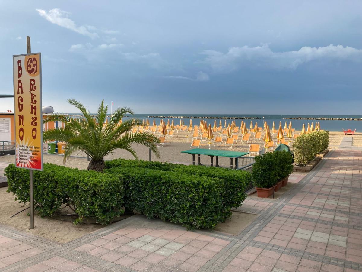Santa Barbara Hotel & Apartments Bellaria-Igea Marina Dış mekan fotoğraf